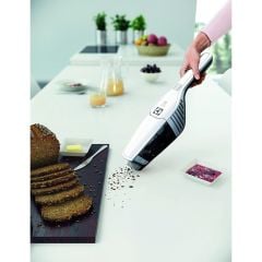 Electrolux Ergorapido Classic EERC72IW 14.4 V Dikey Şarjlı Süpürge