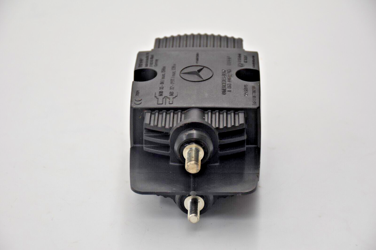 Mercedes-Benz Actros A0004460863 Orijinal Elektronik Akü Bağlantı Kesme Anahtarı