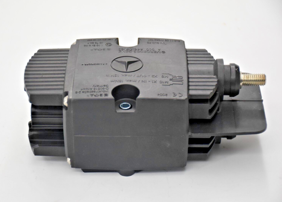 Mercedes-Benz Actros A0004460863 Orijinal Elektronik Akü Bağlantı Kesme Anahtarı