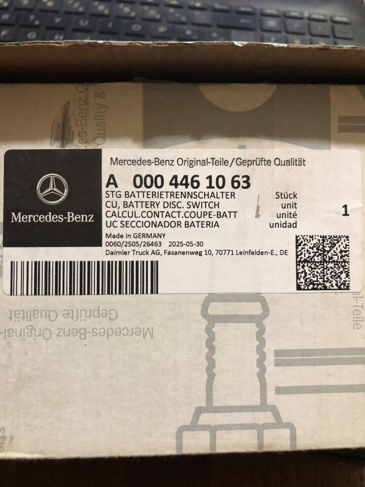 Mercedes-Benz Actros A0004460863 Orijinal Elektronik Akü Bağlantı Kesme Anahtarı
